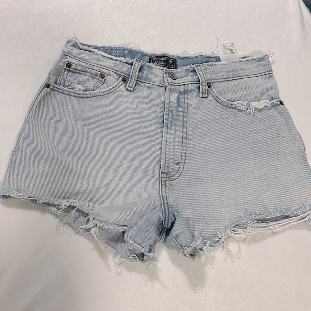Abercrombie & Fitch High Rise Short